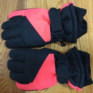 Athletech (Kids Large) Thinsulated winter gloves, pink